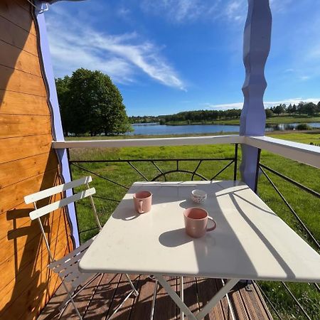 Les Logements Insolites De La Base Nautique Verneuil  Buitenkant foto