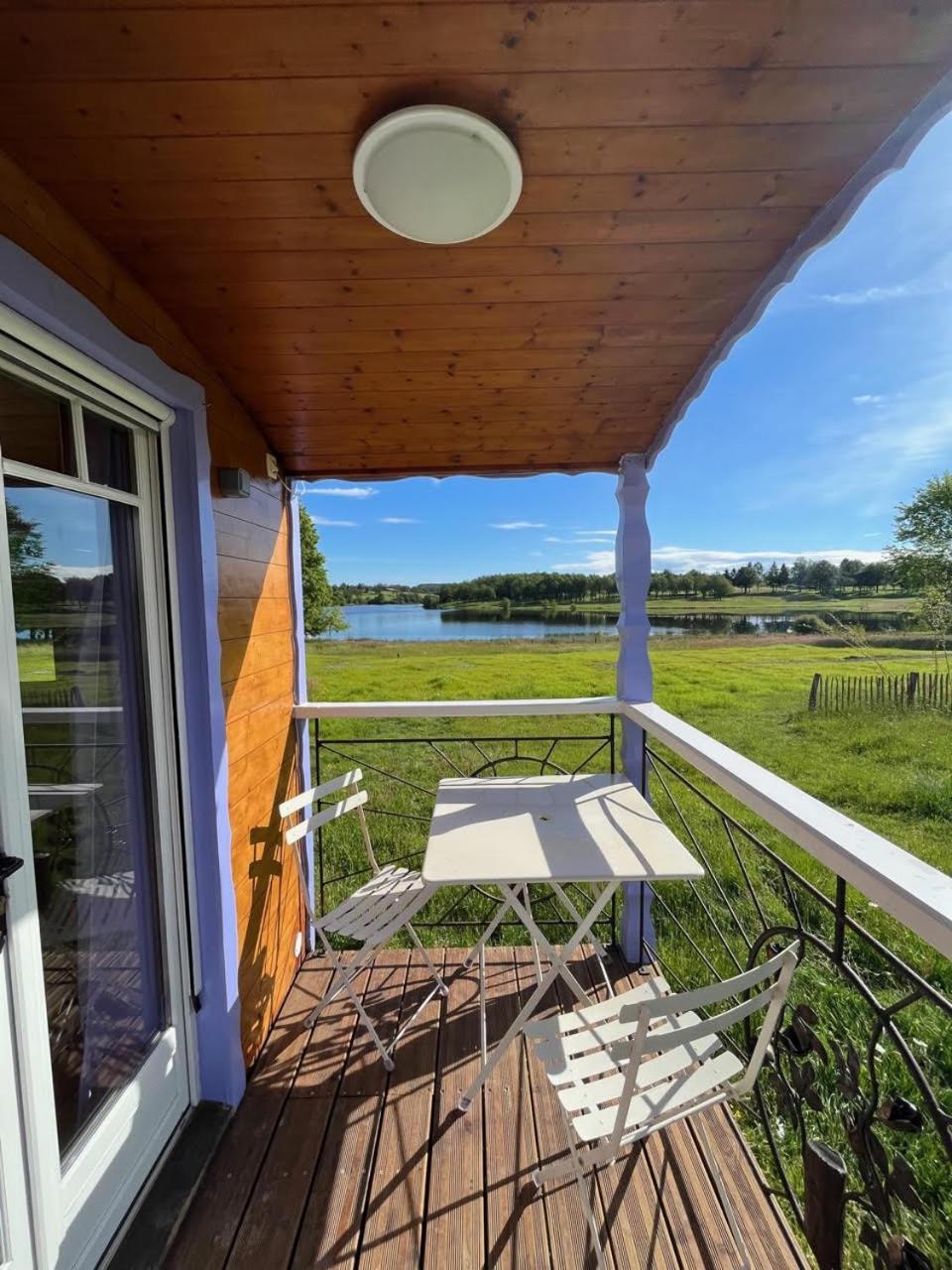 Les Logements Insolites De La Base Nautique Verneuil  Buitenkant foto