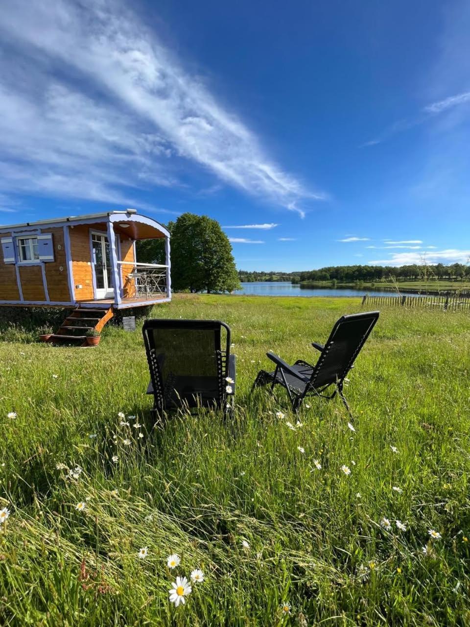 Les Logements Insolites De La Base Nautique Verneuil  Buitenkant foto